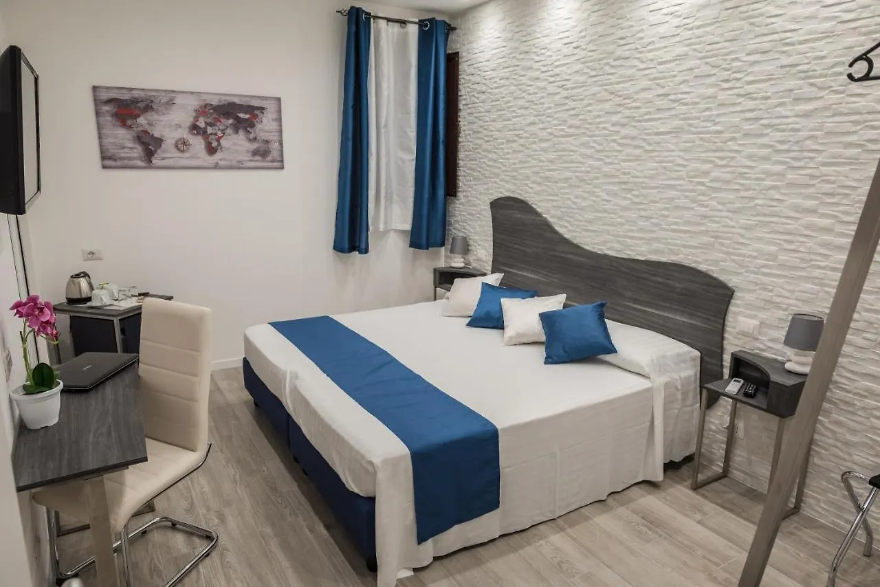 تاورمينا B&B Elegance 2*,